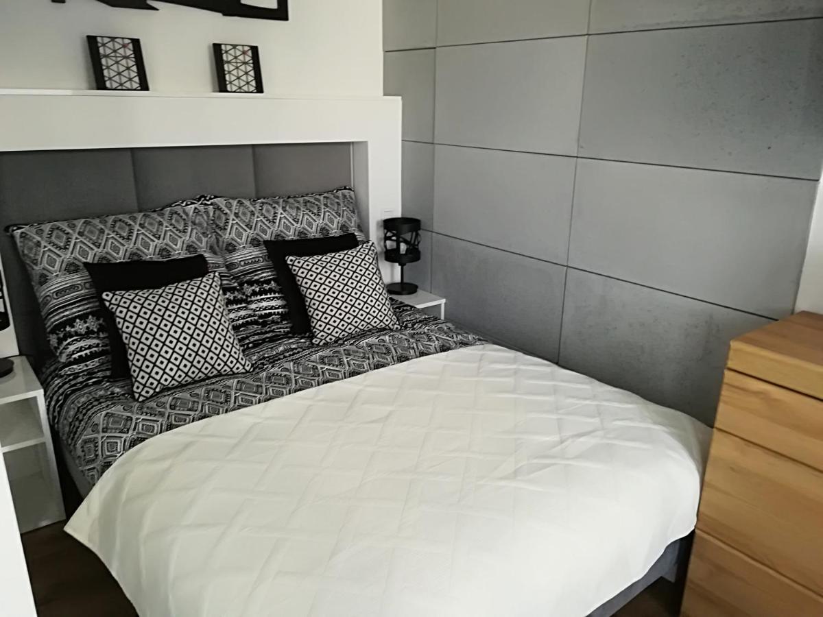 Apartament Wroclaw Centrum Dorzecze Legnickiej Екстериор снимка
